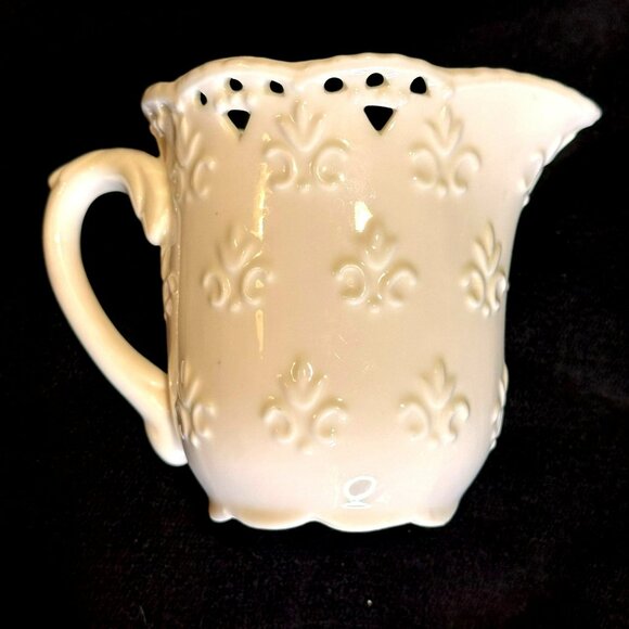 Vintage Skye McGhie Cream Lace Pattern, 2002 Fine Porcelain Sugar Bowl And Cream - Picture 3 of 10